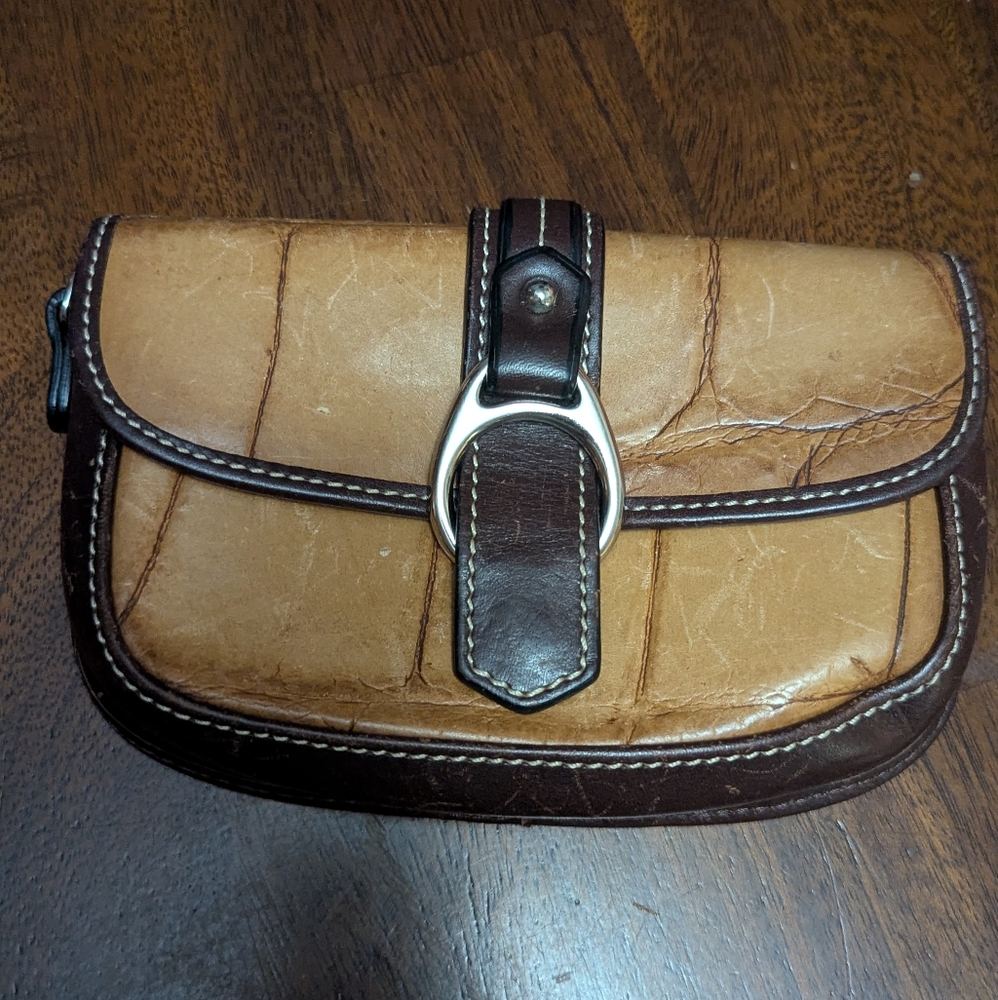 Dooney & Bourke Wristlet